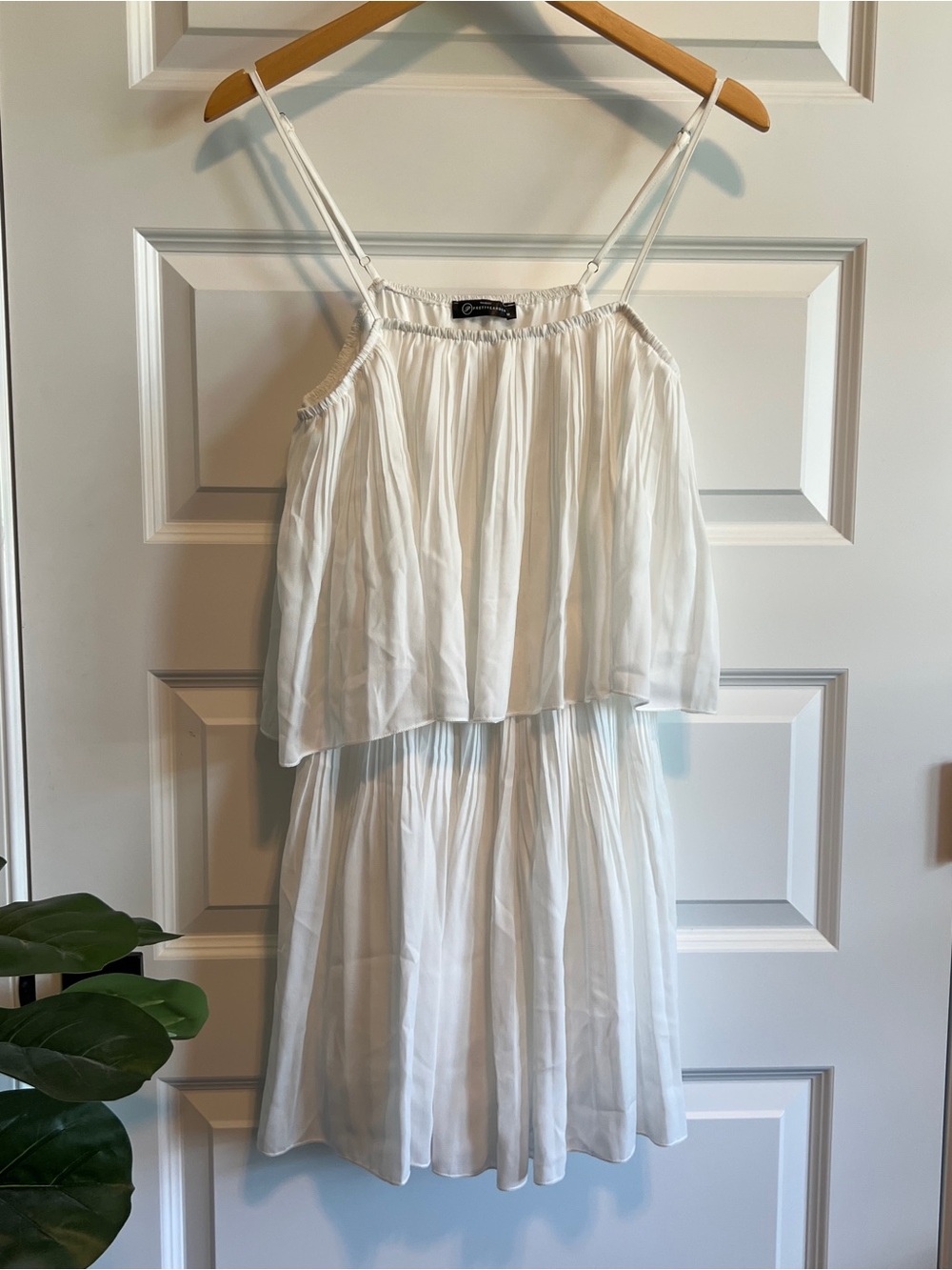 PRETTYGARDEN NWT Romper Pleated Medium Lined Minor Flaw